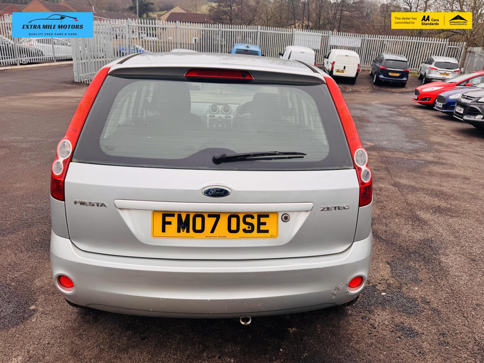 Ford Fiesta 1.4 Zetec Climate Hatchback 5dr Petrol Manual (147 g/km, 79 bhp)