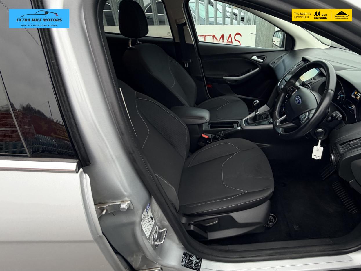 Ford Focus 1.0T EcoBoost Zetec Edition Hatchback 5dr Petrol Manual Euro 6 (s/s) (125 ps)