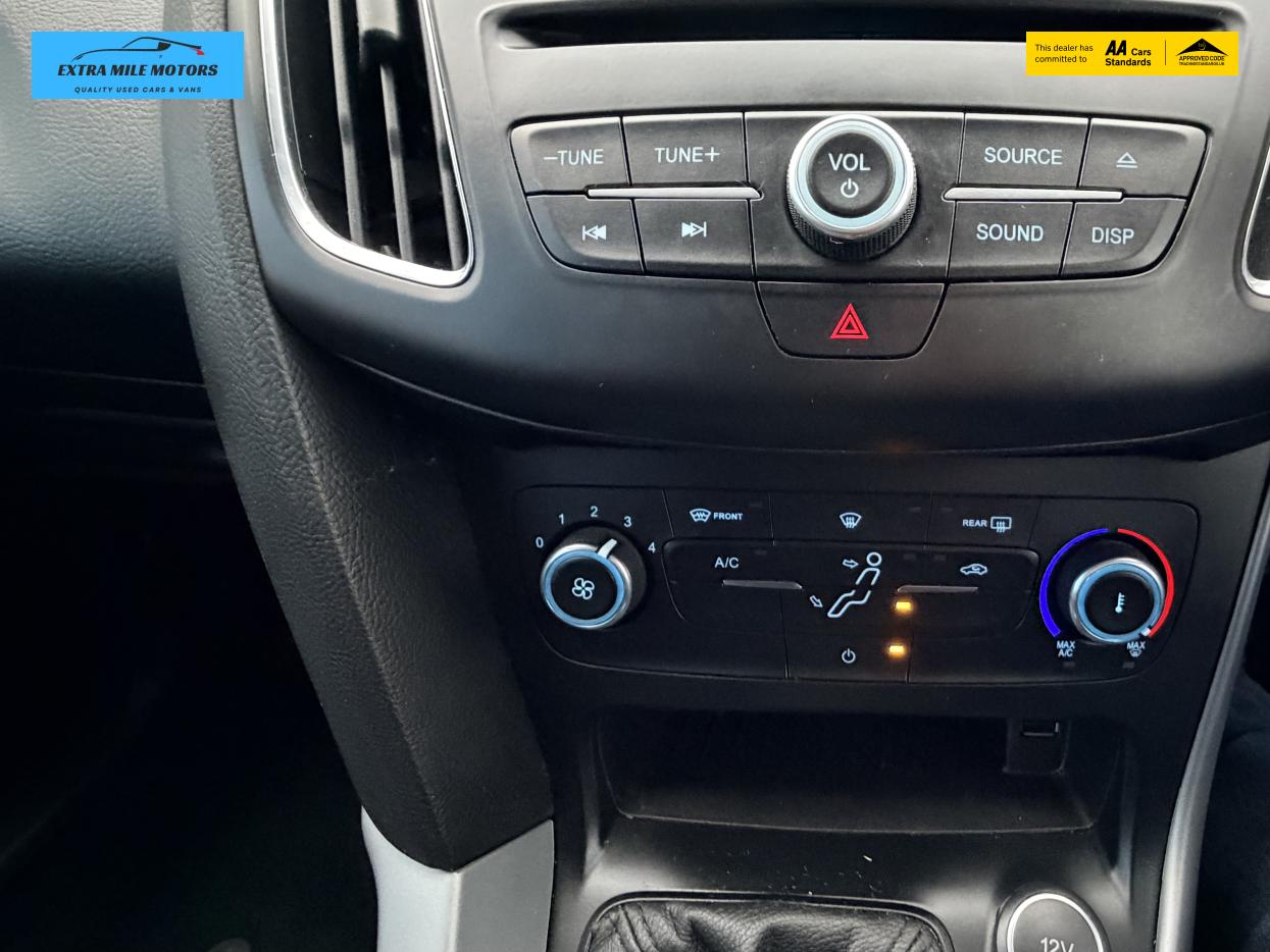 Ford Focus 1.0T EcoBoost Zetec Edition Hatchback 5dr Petrol Manual Euro 6 (s/s) (125 ps)