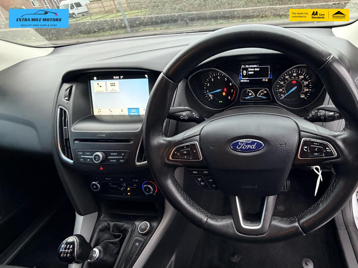 Ford Focus 1.0T EcoBoost Zetec Edition Hatchback 5dr Petrol Manual Euro 6 (s/s) (125 ps)