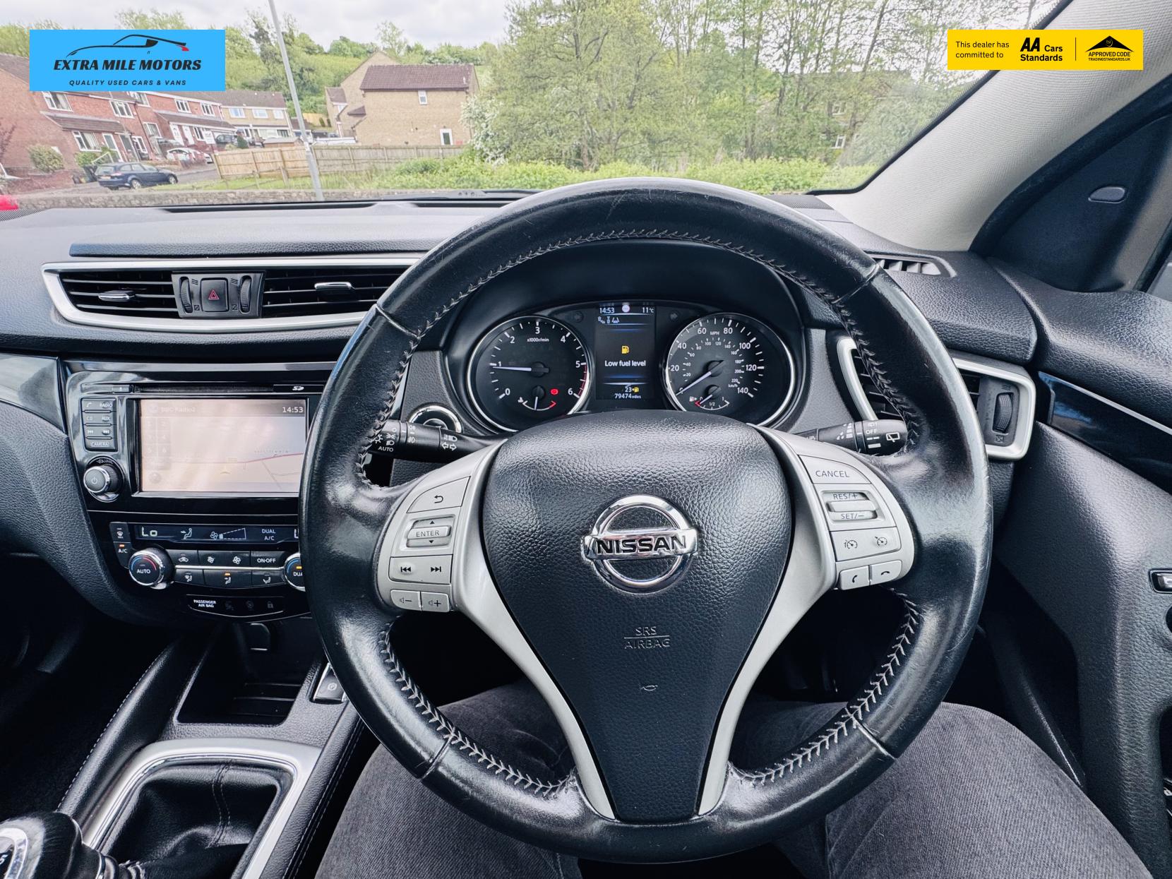 Nissan Qashqai 1.6 dCi Tekna SUV 5dr Diesel Manual 2WD Euro 6 (s/s) (130 ps)
