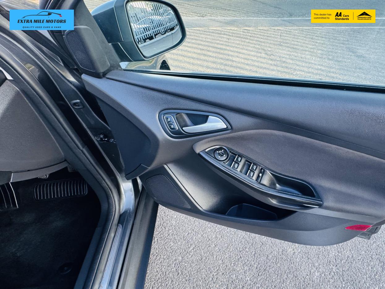 Ford Focus 1.0T EcoBoost Titanium Hatchback 5dr Petrol Manual Euro 6 (s/s) (125 ps)