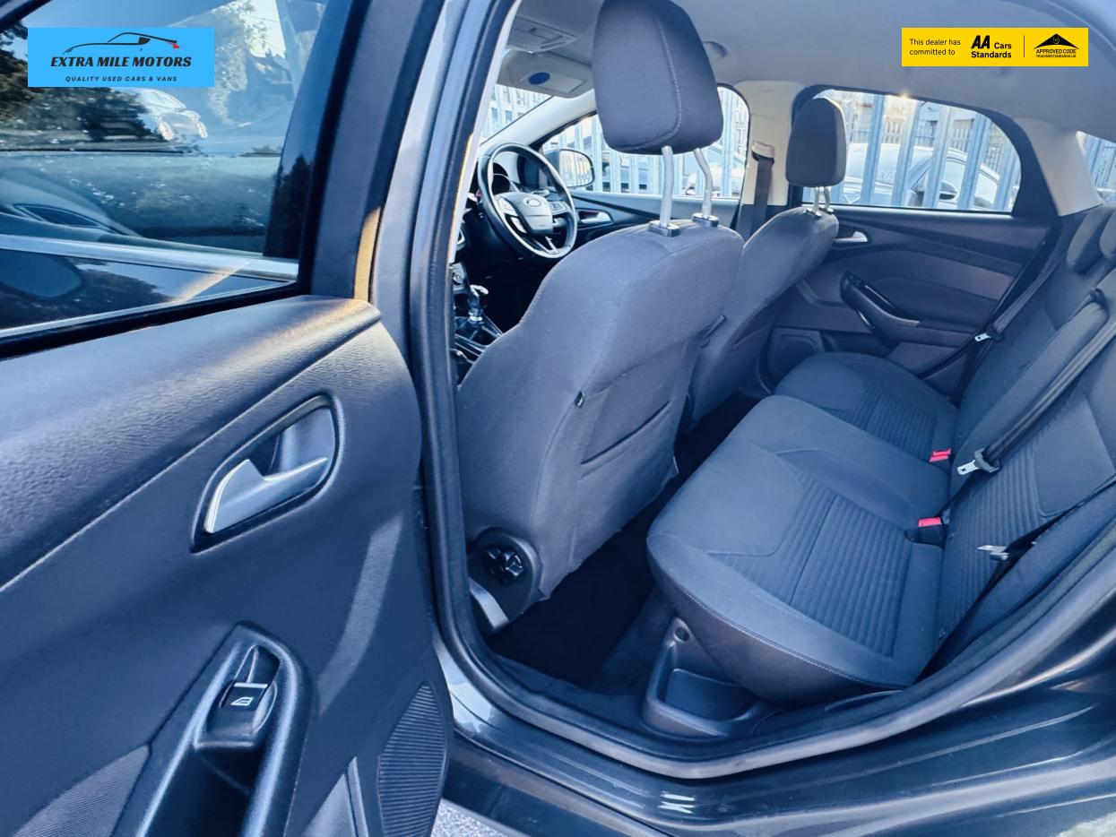 Ford Focus 1.0T EcoBoost Titanium Hatchback 5dr Petrol Manual Euro 6 (s/s) (125 ps)