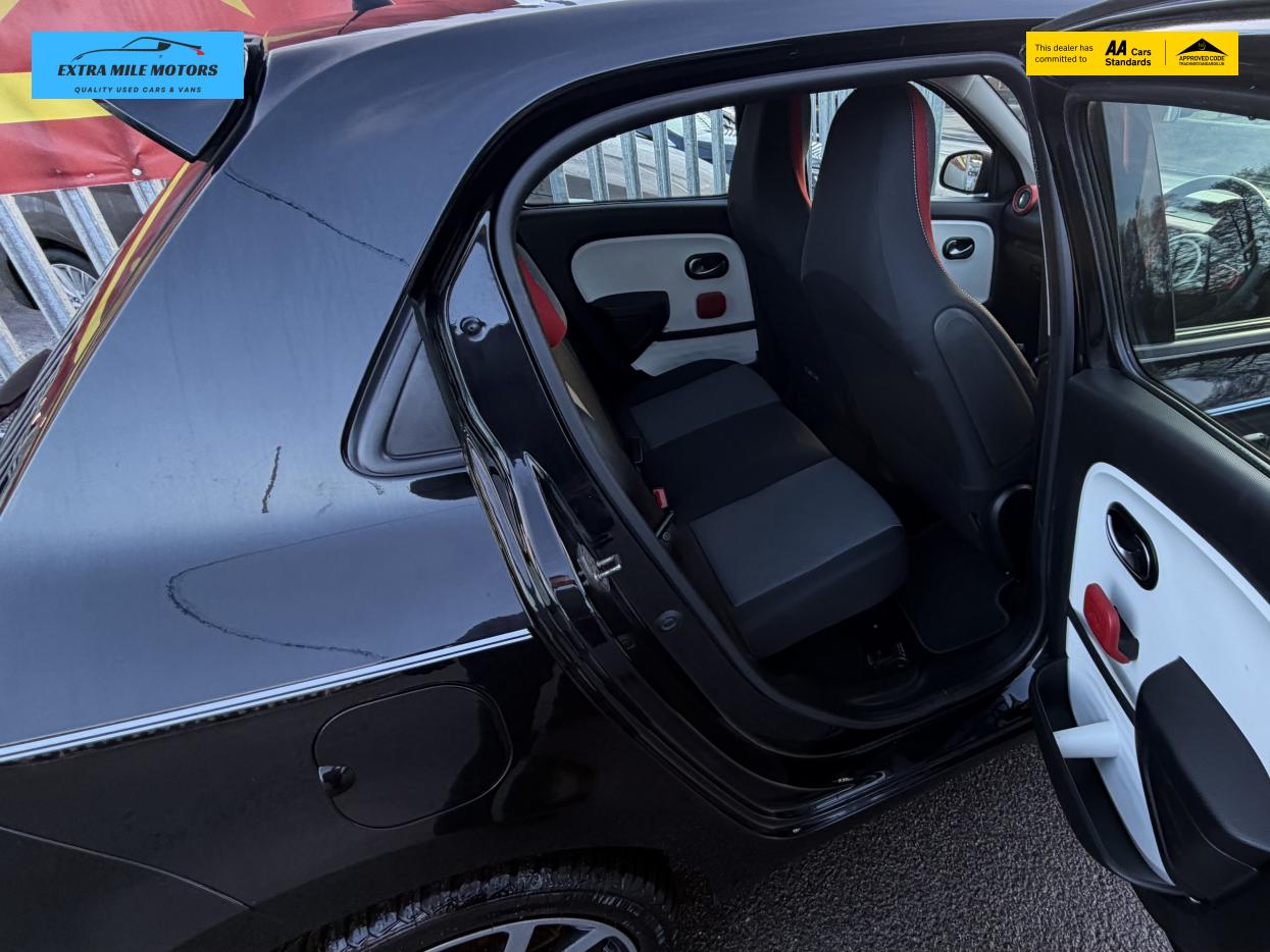 Renault Twingo 1.0 SCe Dynamique Hatchback 5dr Petrol Manual Euro 6 (s/s) (70 ps)