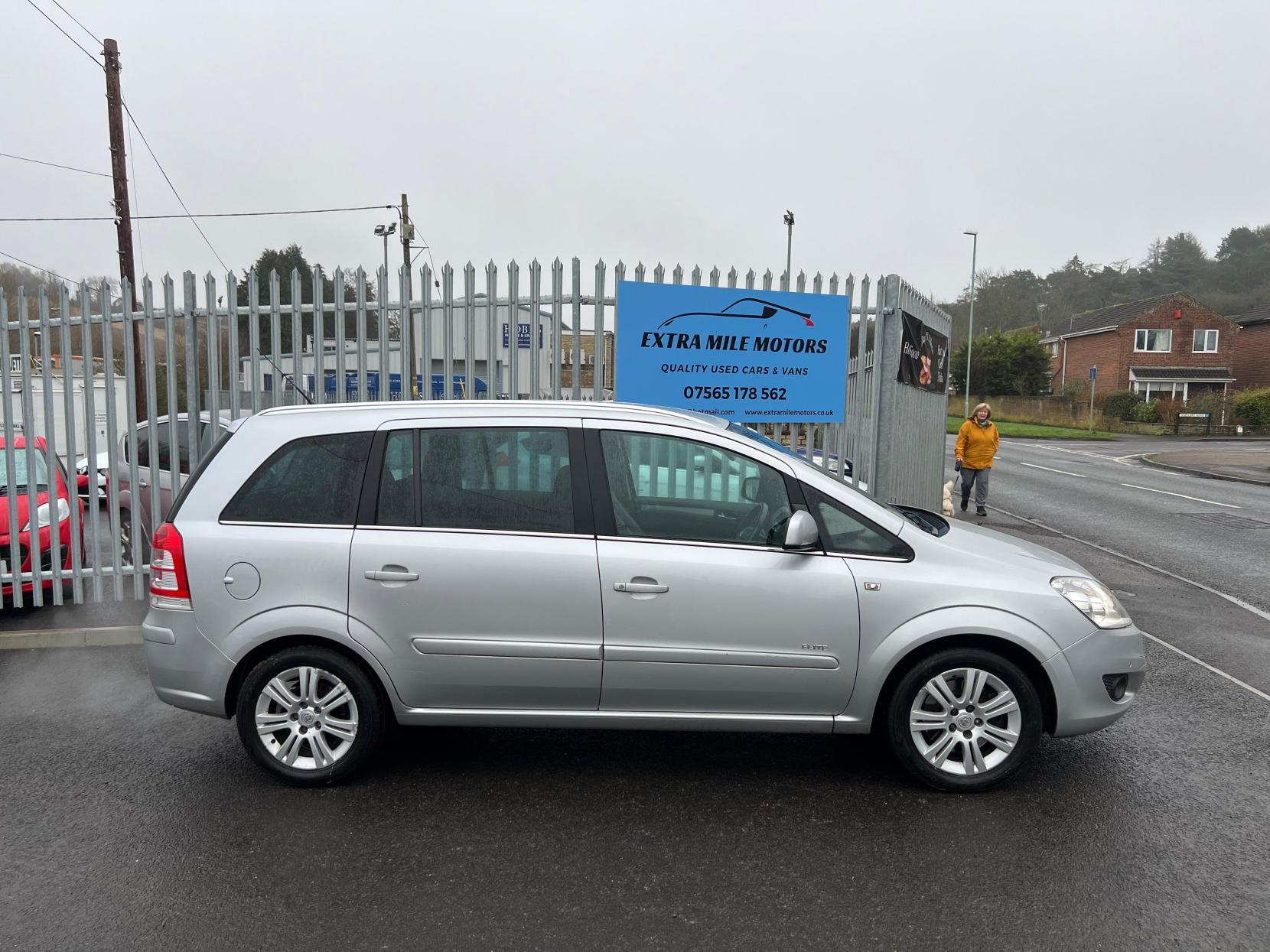 Vauxhall Zafira 1.7 CDTi ecoFLEX Elite MPV 5dr Diesel Manual Euro 5 (110 ps)