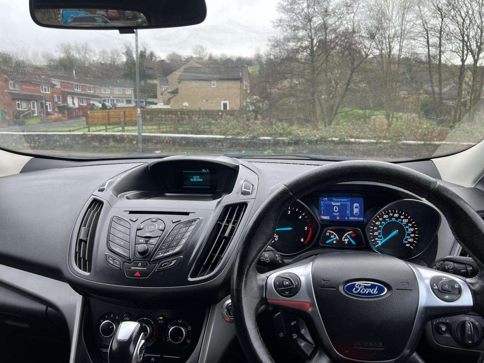 Ford Kuga 2.0 TDCi Zetec SUV 5dr Diesel Powershift AWD Euro 6 (s/s) (150 ps)