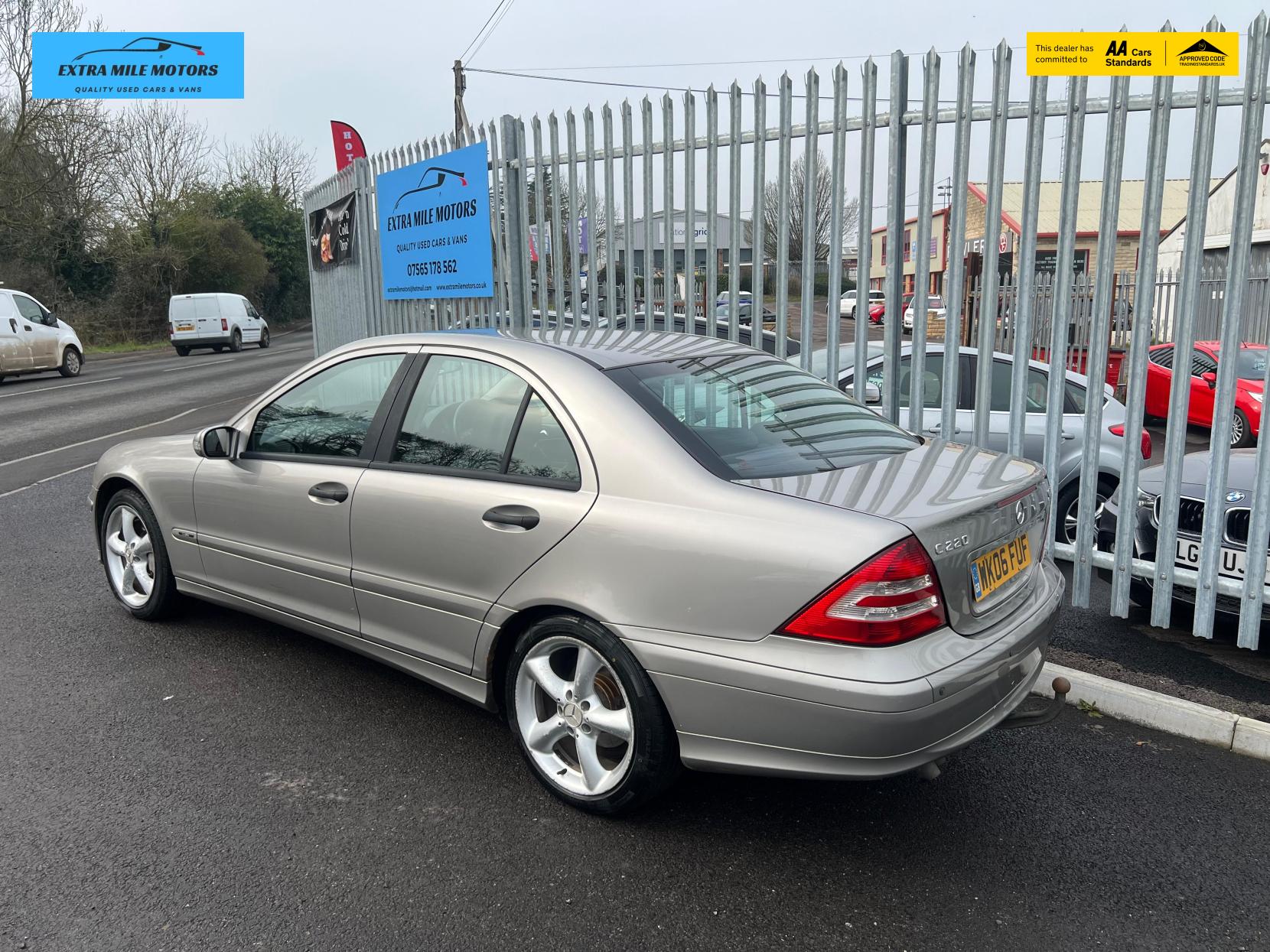 Mercedes-Benz C Class 2.1 C220 CDI Classic SE Saloon 4dr Diesel Automatic (178 g/km, 150 bhp)