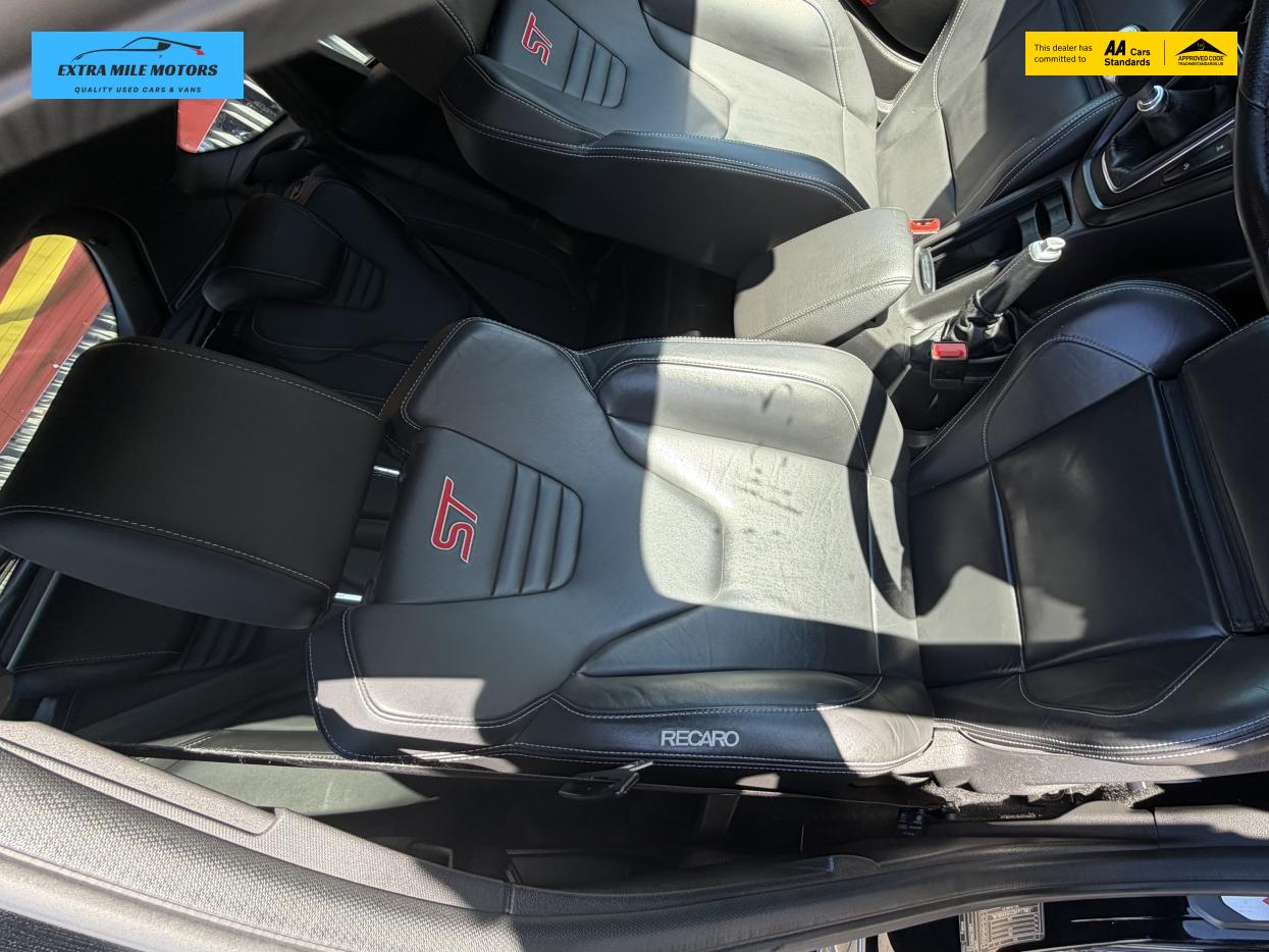 Ford Focus 2.0T EcoBoost ST-3 Hatchback 5dr Petrol Manual Euro 6 (s/s) (250 ps)