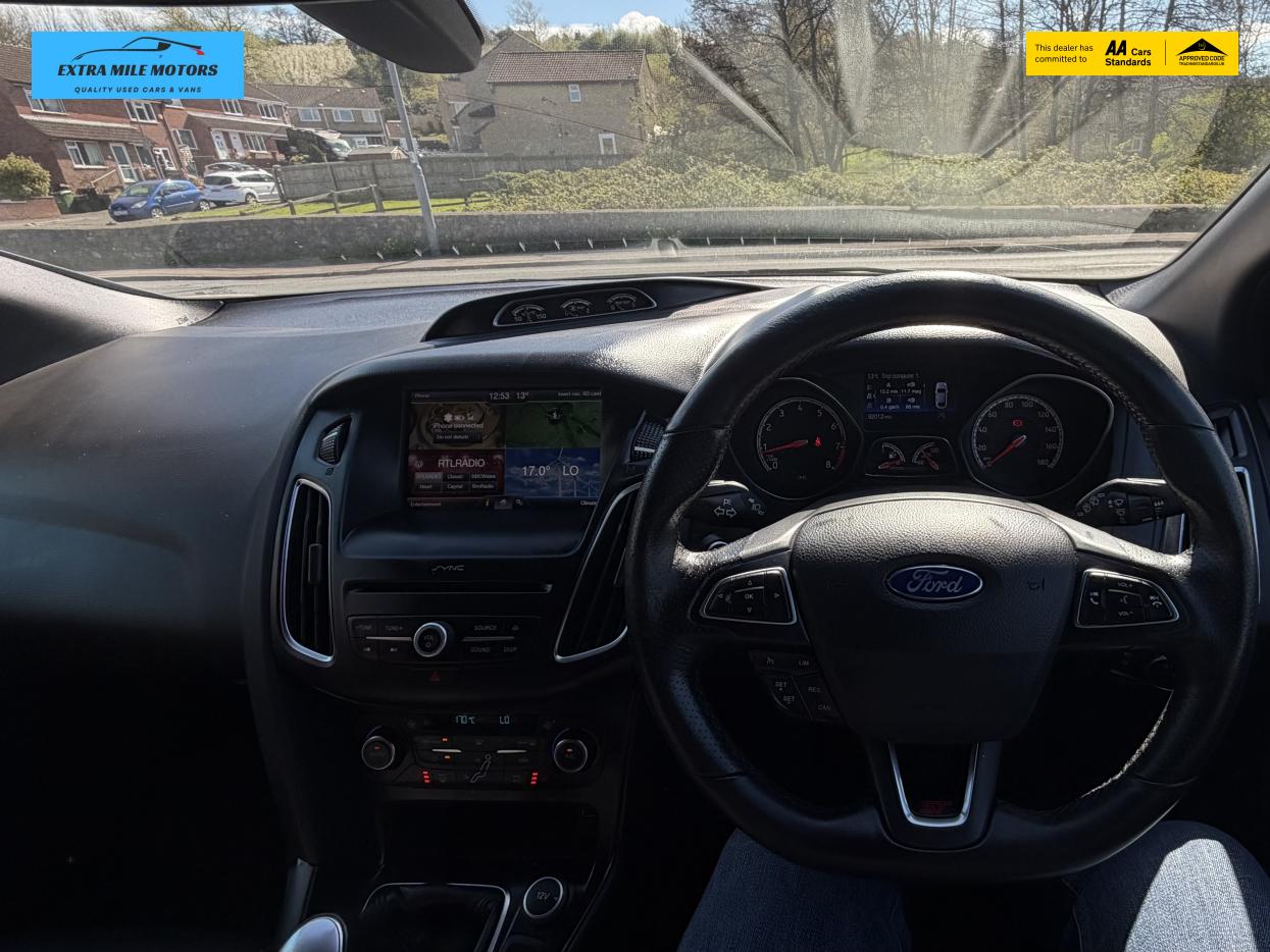 Ford Focus 2.0T EcoBoost ST-3 Hatchback 5dr Petrol Manual Euro 6 (s/s) (250 ps)