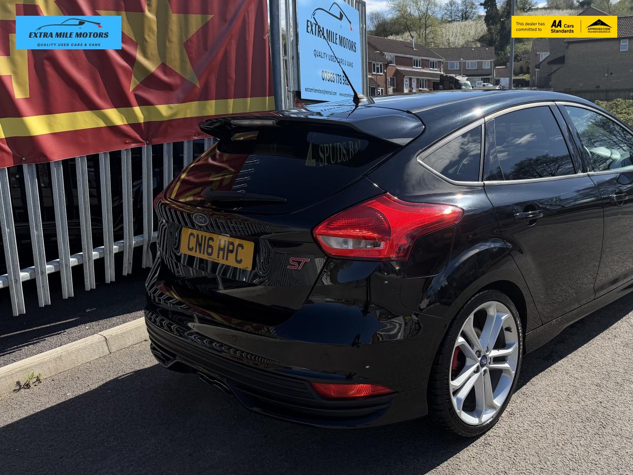 Ford Focus 2.0T EcoBoost ST-3 Hatchback 5dr Petrol Manual Euro 6 (s/s) (250 ps)