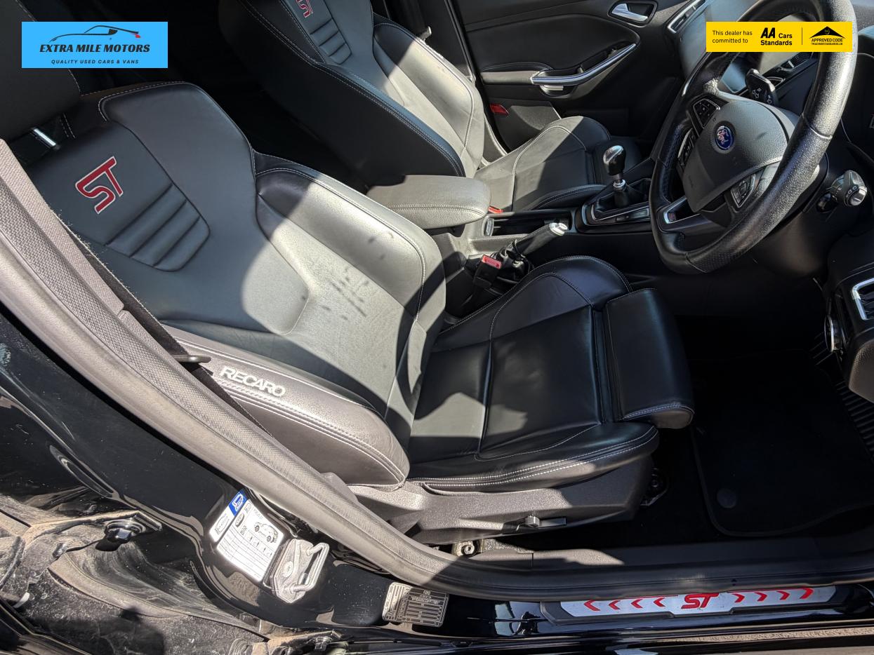Ford Focus 2.0T EcoBoost ST-3 Hatchback 5dr Petrol Manual Euro 6 (s/s) (250 ps)