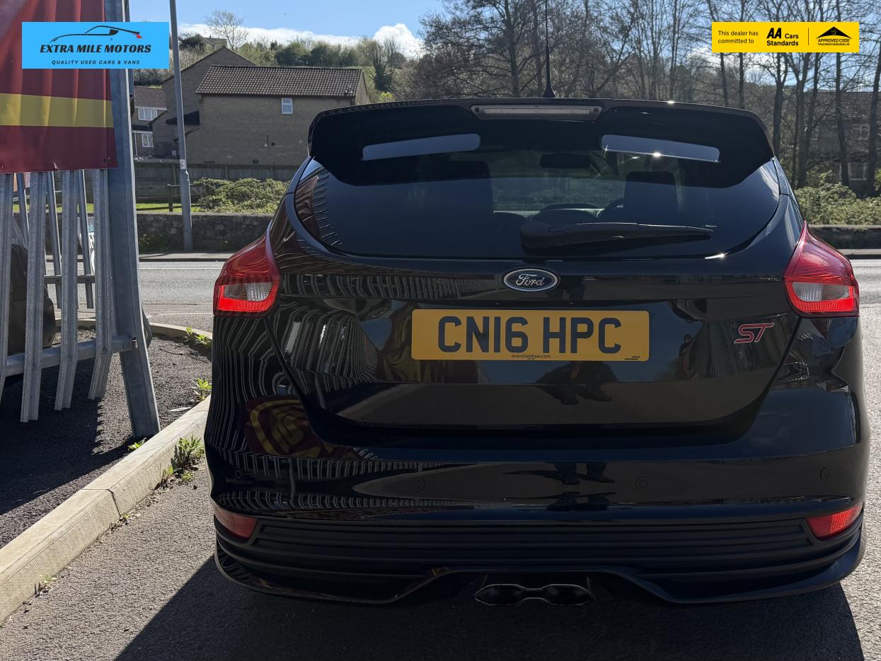 Ford Focus 2.0T EcoBoost ST-3 Hatchback 5dr Petrol Manual Euro 6 (s/s) (250 ps)