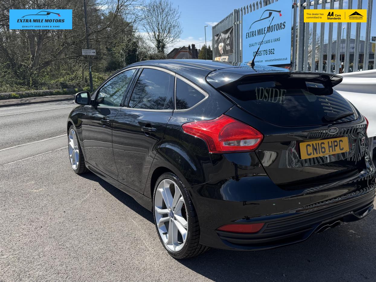 Ford Focus 2.0T EcoBoost ST-3 Hatchback 5dr Petrol Manual Euro 6 (s/s) (250 ps)