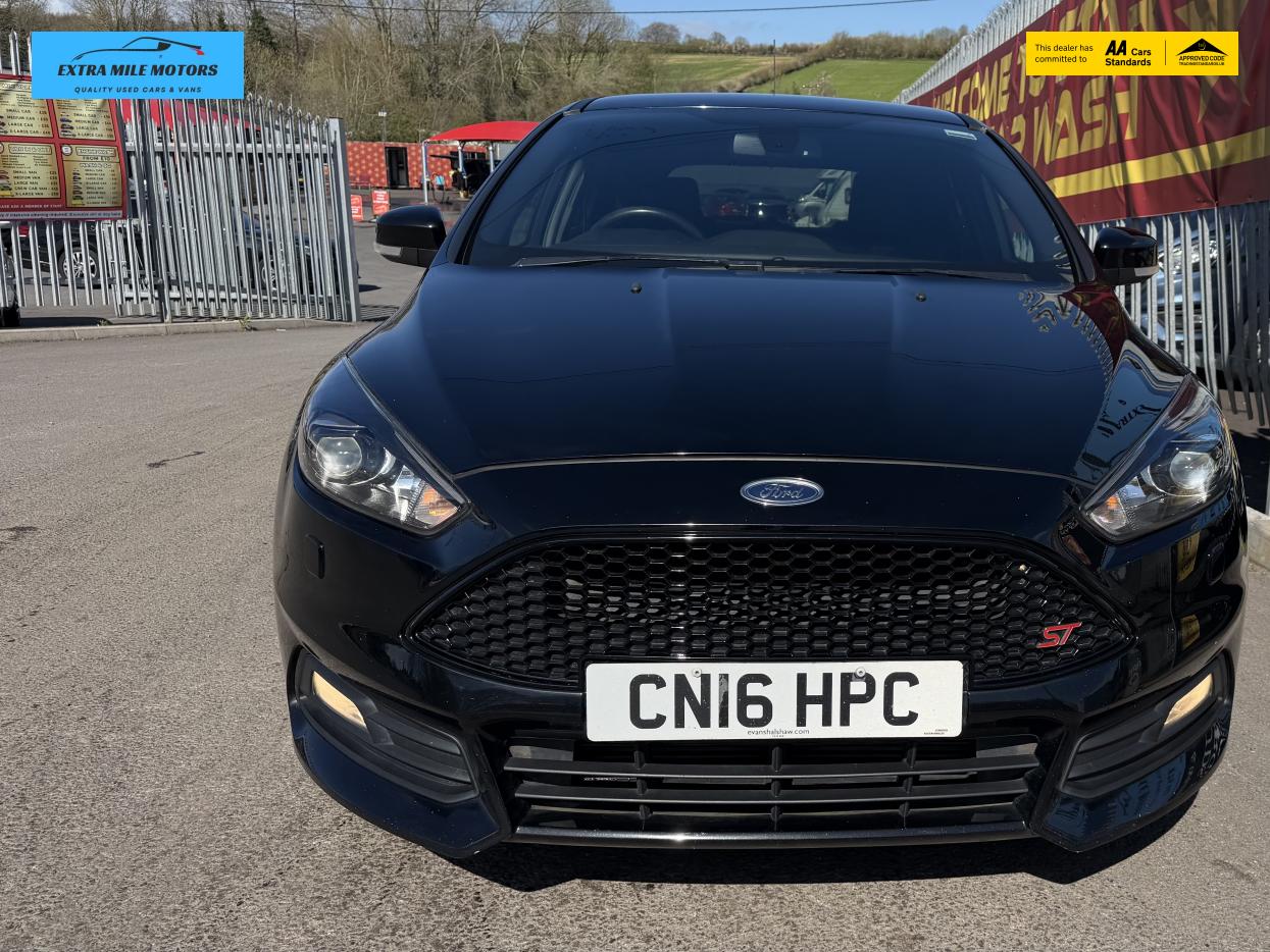 Ford Focus 2.0T EcoBoost ST-3 Hatchback 5dr Petrol Manual Euro 6 (s/s) (250 ps)