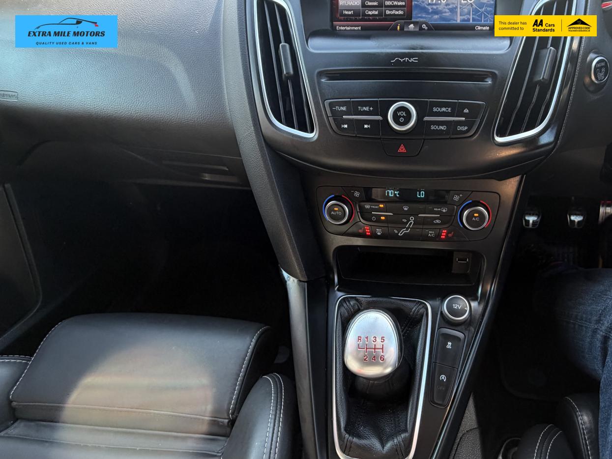 Ford Focus 2.0T EcoBoost ST-3 Hatchback 5dr Petrol Manual Euro 6 (s/s) (250 ps)